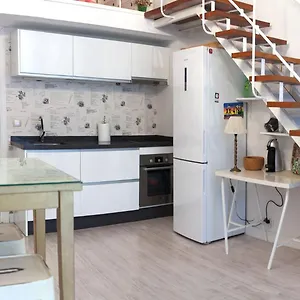  Apartment Duplex Center Parking Netflix Amazon Video